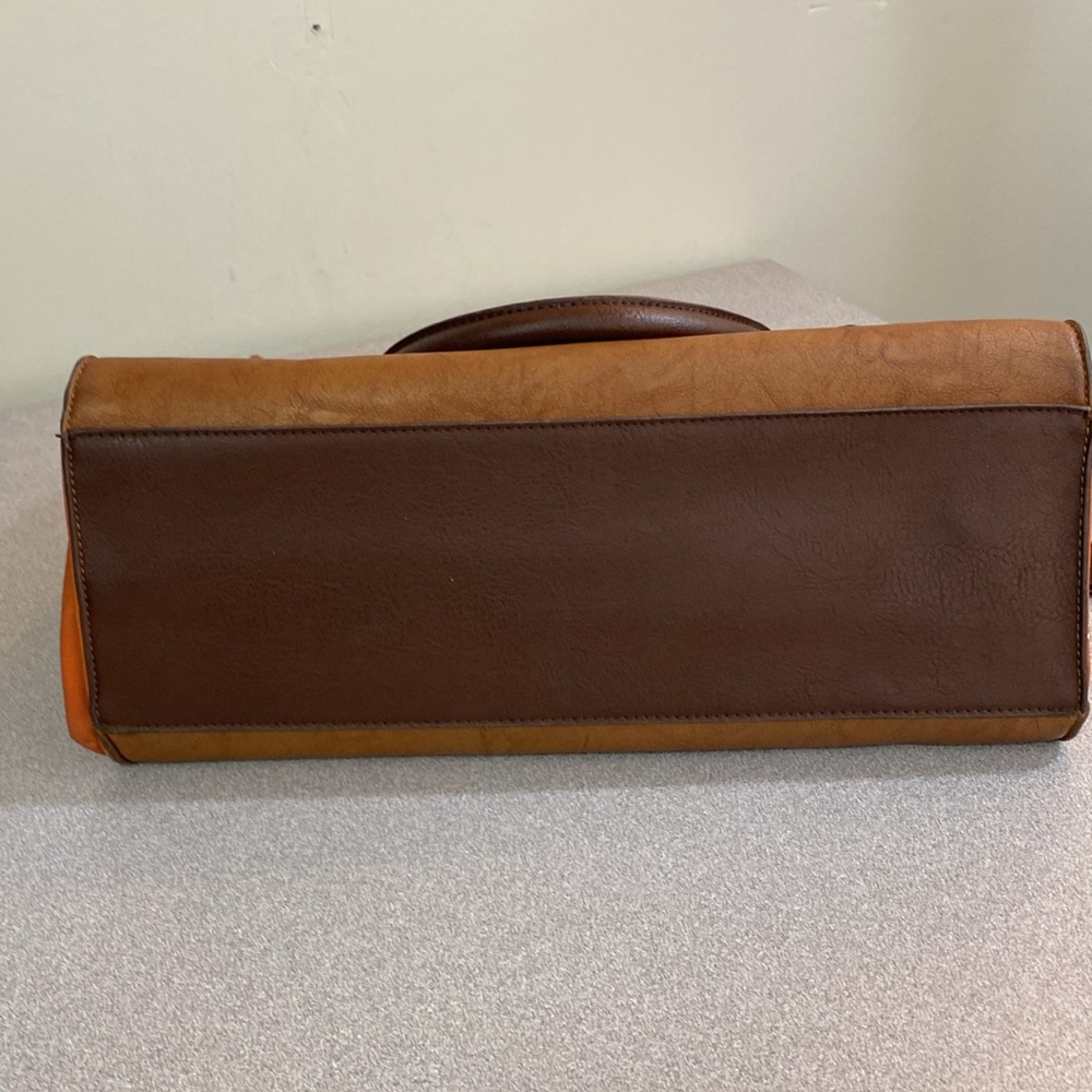 2 tone brown faux leather handbag - Picture 4 of 13